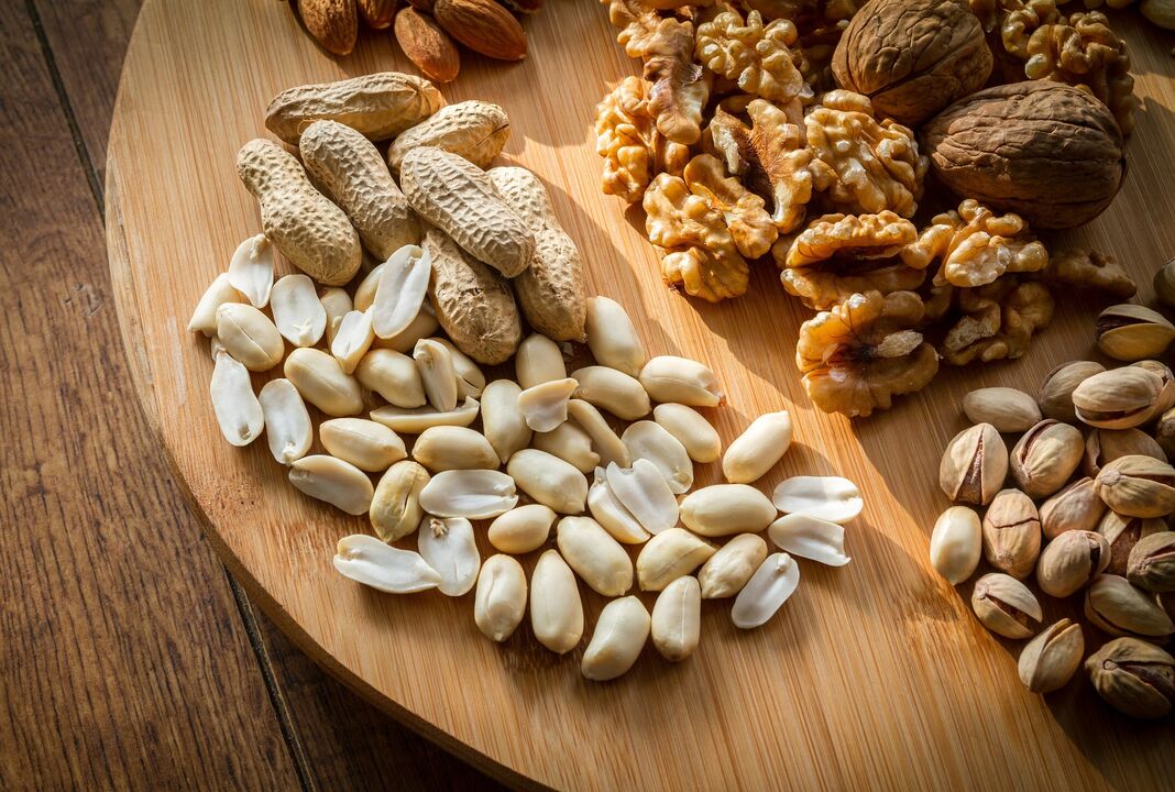 Beneficios de las nueces para bajar de peso. 